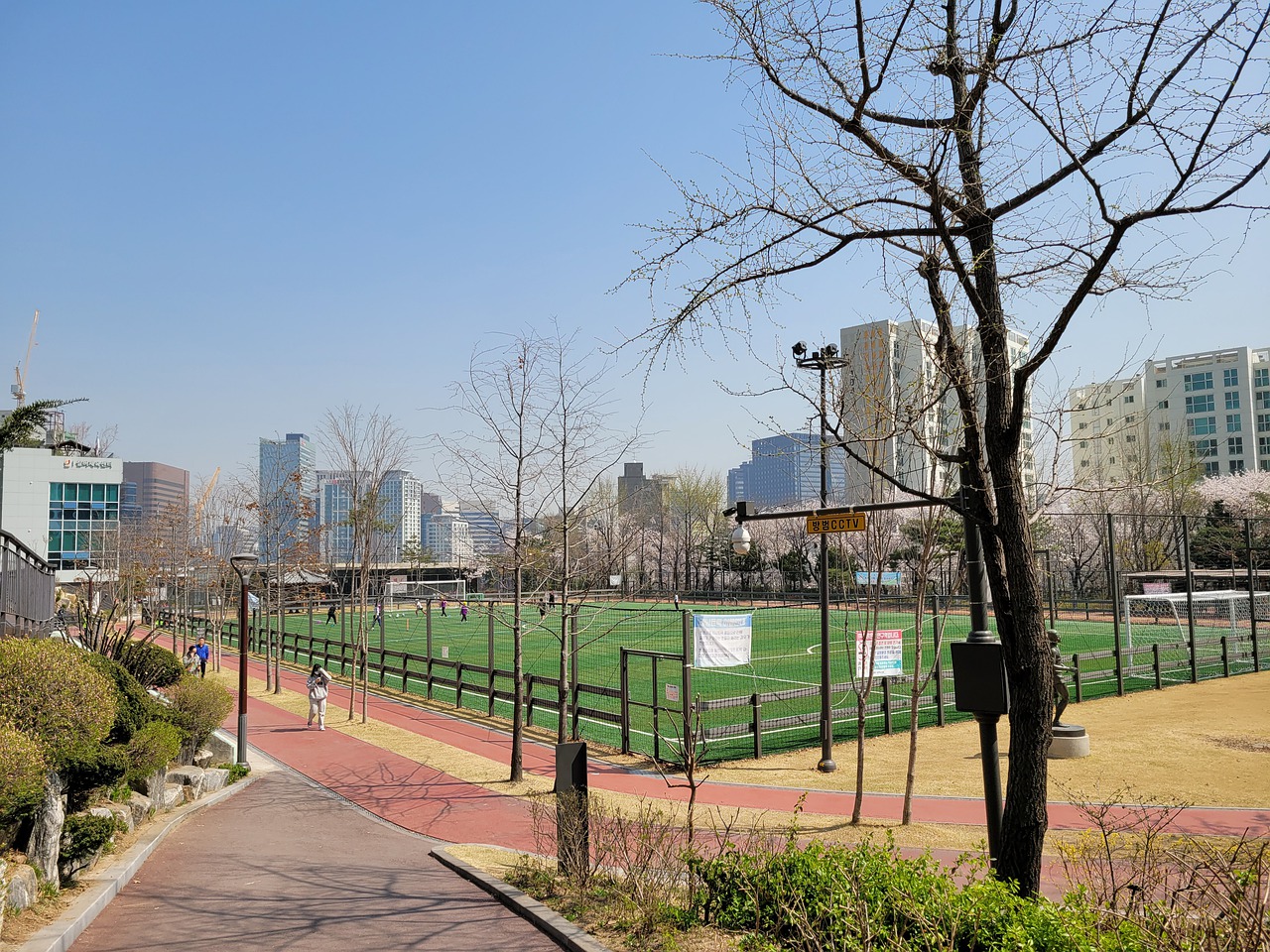 还为时尚与 还为时尚与